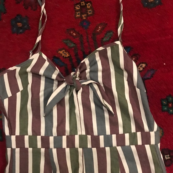 Jumpsuit - Picture 3 of 7